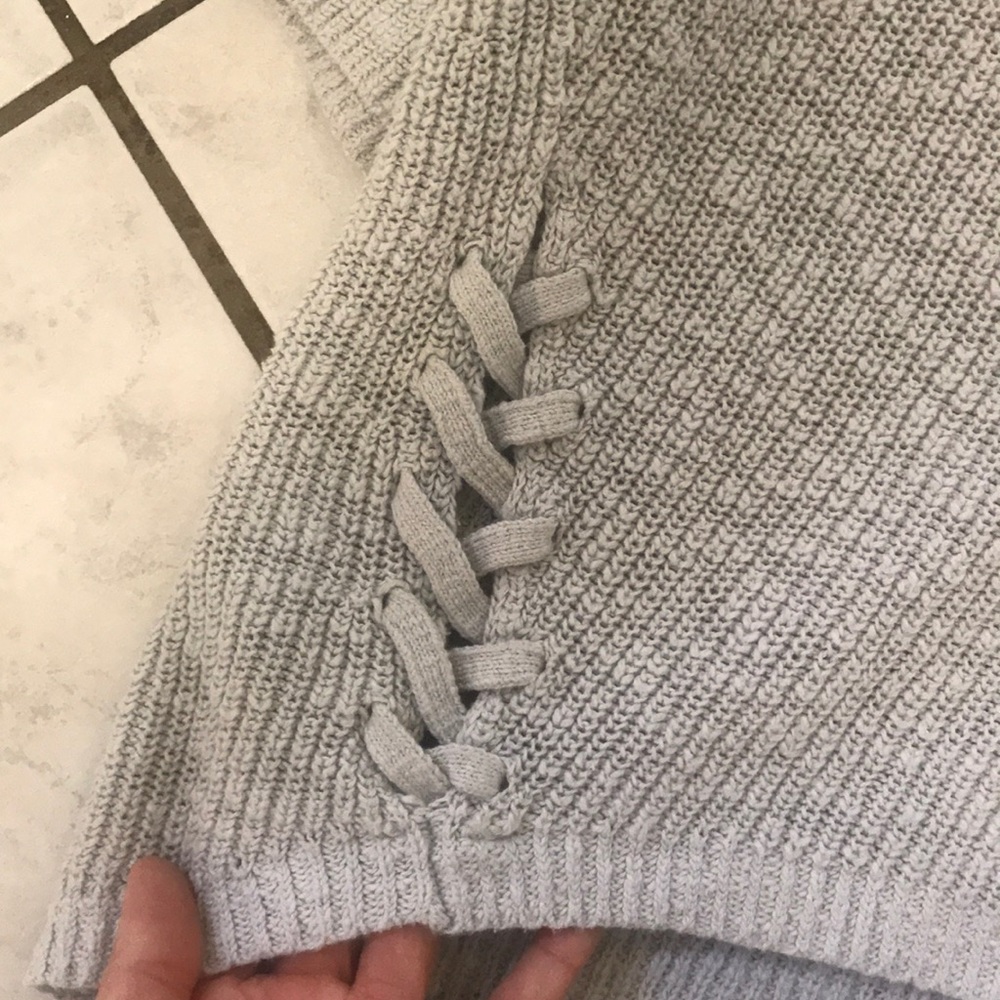 Sweater - Picture 5 of 5